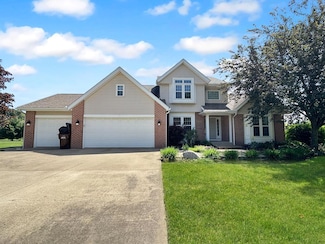 536 N Union St, Loudonville, OH 44842