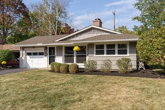 2326 Bristol Rd, Columbus, OH 43221