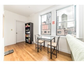 42 Beach St Unit 6D, Boston, MA 02111