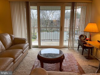 3350 Huntley Square Dr Unit A1, Temple Hills, MD 20748