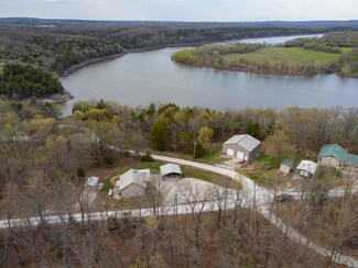 1295 E 325th Rd, Flemington, MO 65650