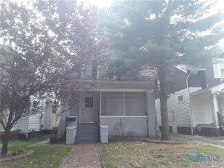 819 Geneva Ave, Toledo, OH 43609