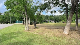 101 Island Dr, Slidell, LA 70458