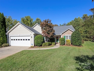 311 Pole Barn Dr, Asheville, NC 28806