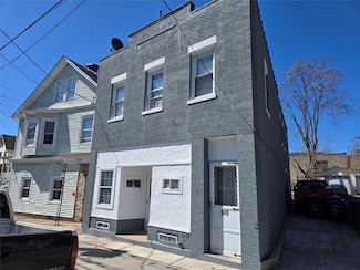 340 Locust Ave, Port Chester, NY 10573