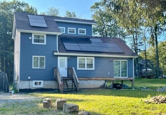 318 Centennial Trail, Long Pond, PA 18334