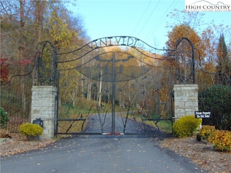 Lot14 Cranberry View, Newland, NC 28657