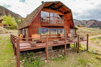 141 Cloudy Dr, Cody, WY 82414