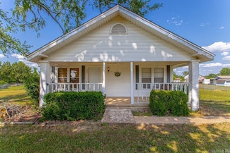 204 Grand Ave, Benton, AR 72015