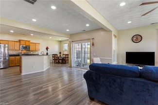 5212 Moreland St Unit 450, Suffolk, VA 23435