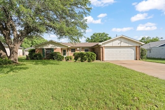 1218 Wedgewood Dr, Cleburne, TX 76033