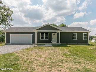 3232 Schooler Rd, Lima, OH 45806