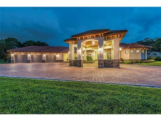 152 Carica Rd, Naples, FL 34108