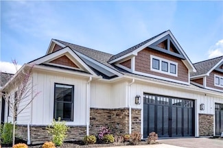 202 Charles Herrmann Way Unit 202, Benton, NY 14507