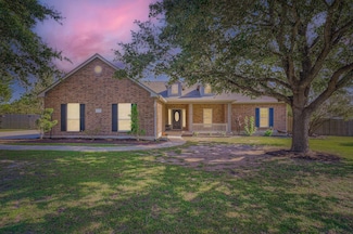 103 Pecos Dr, Hutto, TX 78634