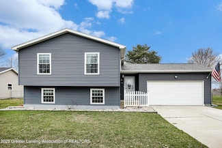 1248 Porter Dr, Charlotte, MI 48813