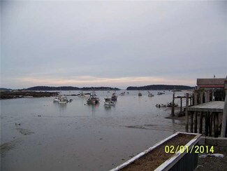 8 Ocean St, Stonington, ME 04681
