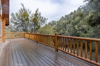 2304 Glacier Dr, Frazier Park, CA 93225