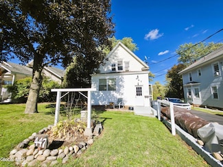 447 Troy-Schenectady Rd, Latham, NY 12110