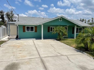 10922 Park Dr, Riverview, FL 33569