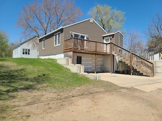 101 1/2 Orlano Ave N, Canby, MN 56220