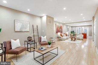1716 M St NE, Washington, DC 20002