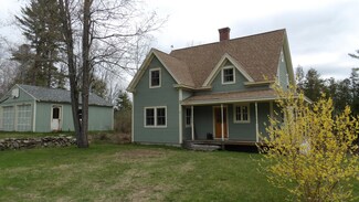 105 Kendall Rd, Winterport, ME 04496