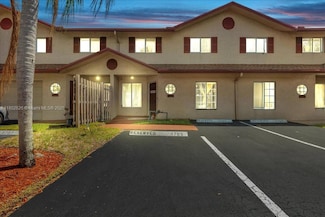9765 NW 37th St, Sunrise, FL 33351