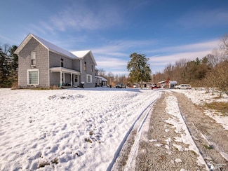 8180 Summerfield Rd, Petersburg, MI 49270