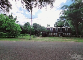 4525 Mesquite Dr, Milton, FL 32583