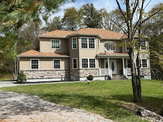 163 Scenic Dr, Blakeslee, PA 18610