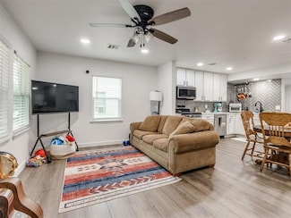 601 Foster Place, Midwest City, OK 73110