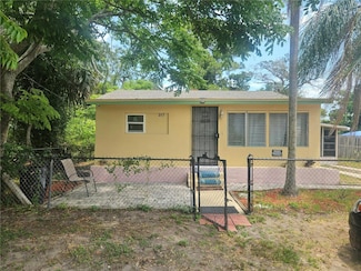 317 Inwood Ave, New Smyrna Beach, FL 32168