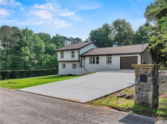 5209 Byers Rd, Gainesville, GA 30504