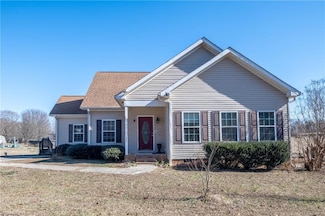 321 Hedrick Heritage Dr, Lexington, NC 27295