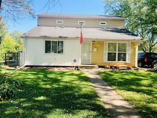 214 Carol Ct, Steger, IL 60475