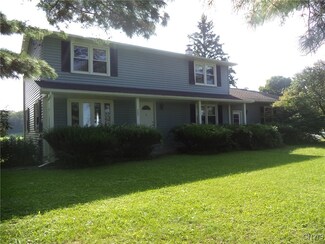 4392 Bussey Rd, Syracuse, NY 13215