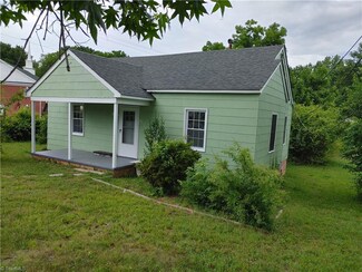1421 S English St, Greensboro, NC 27401