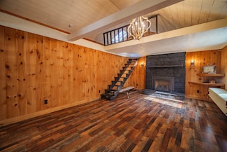 2469 Augur Hole Rd, Guilford, VT 05301