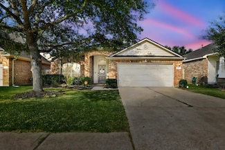 8527 W Highlands Crossing, Highlands, TX 77562
