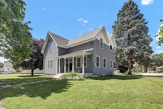 802 S Garden St, Lake City, MN 55041