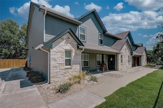561 S Second Ave, Stephenville, TX 76401