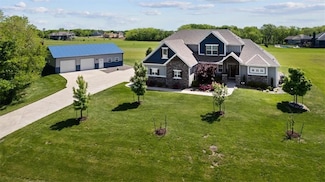 30307 Woodland Dr, Pleasant Hill, MO 64080