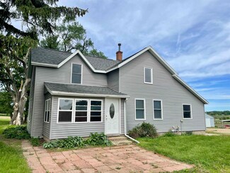 7641 Grinde Rd, Deforest, WI 53532