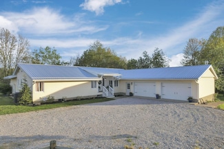 6495 Julian Rd SW, Amanda, OH 43102