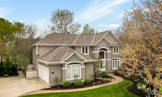 10863 S Cedar Niles Cir, Olathe, KS 66061