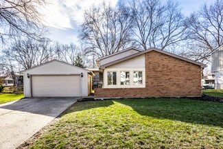 7609 Home Dr, Fishers, IN 46038