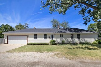 52847 Hollyhock Rd, South Bend, IN 46637