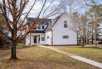 200 Blue Ribbon Pkwy, Shelbyville, TN 37160