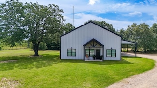 3701 S State Highway 19, Emory, TX 75440